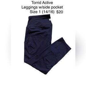 Torrid Active Leggings w/side pocket! Size 1.
